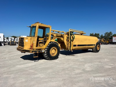 1979 Cat 613B 4x2 Wóz wodny