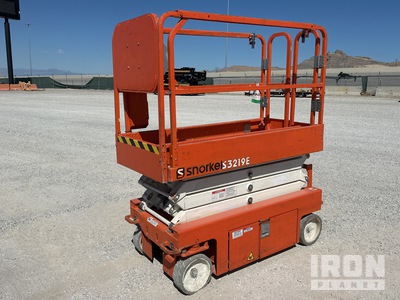 2017 Snorkel S3219E Electric Elevador de tijera