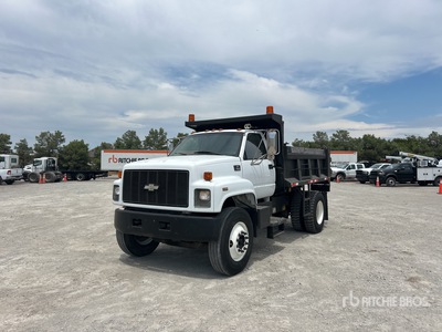2002 Chevrolet C7500 4x2 ダンプトラック（S/A）
