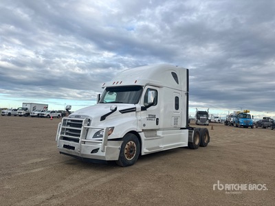 2020 Freightliner Cascadia 126 6x4 T/A Sleeper Truck Tractor
