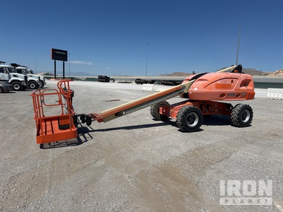 2013 JLG 400S 4WD Dual Fuel Telescopic Boom Lift