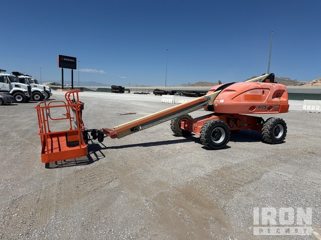 ELEVADOR TELESCóPICO 2013 JLG 4WD 400S
