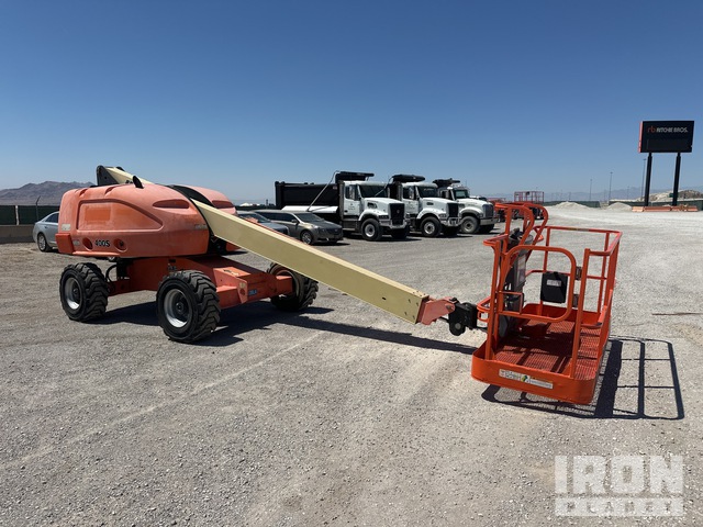 ELEVADOR TELESCóPICO 2013 JLG 4WD 400S