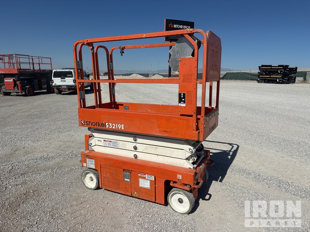 ELEVADOR TIJERA 2017 SNORKEL S3219E