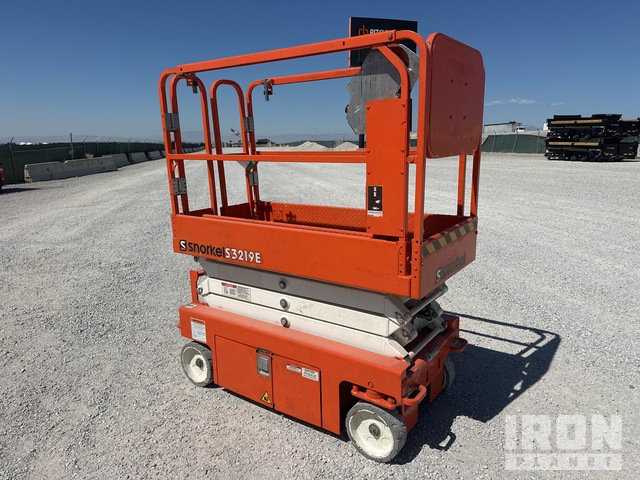 ELEVADOR TIJERA 2017 SNORKEL S3219E