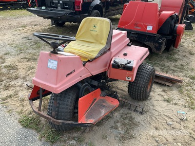 Smithco Ride-On Hydraulic Rake Divers