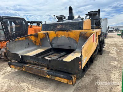 2021 Blaw-Knox P7110B Track Asphalt Paver