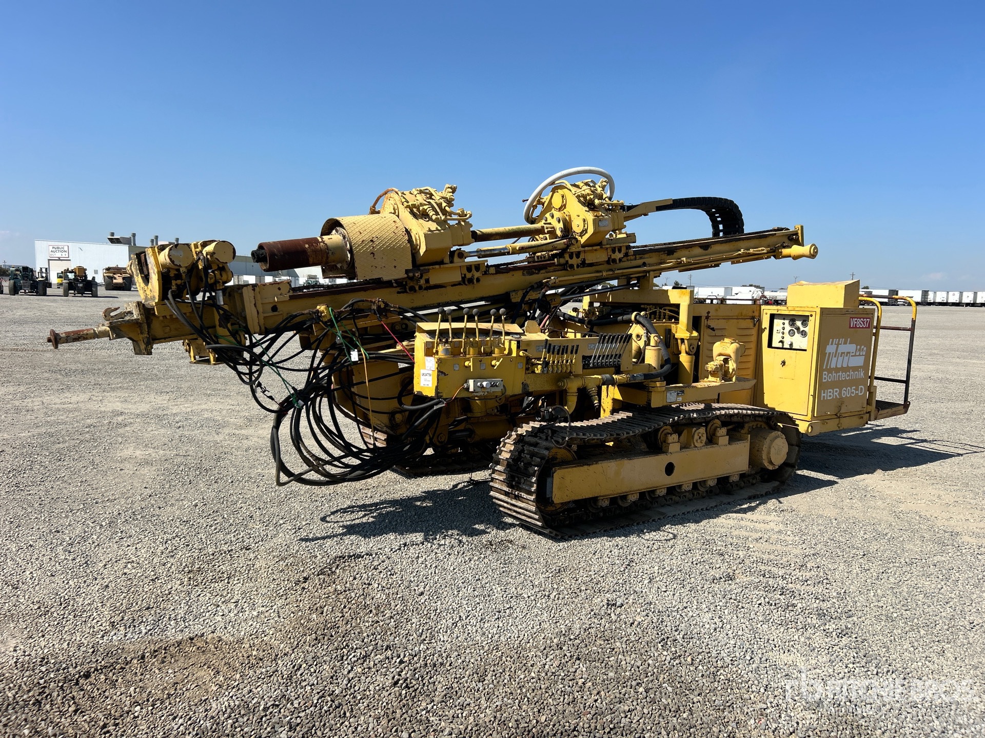 1994 Hutte HBR605-D Crawler Mounted Pilotadora