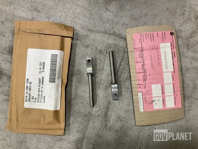 (47) Eurocopter 366A25106322 Headless Shoulder Pins