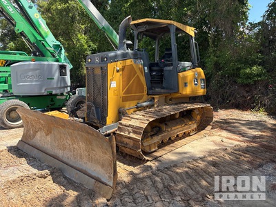 2017 John Deere 450K LGP جرافة مجنزرة