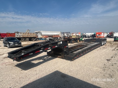 2009 Eager Beaver Tri/A Removable Gooseneck Lowboy Trailer