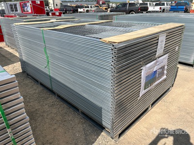 Quantity of (59) 9 ft 6 in x 6 ft Galvanized 柵