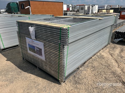 Quantity of (59) 9 ft 6 in x 6 ft Galvanized 柵
