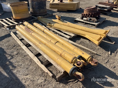 Bed Cylinders - Fits Cat 740