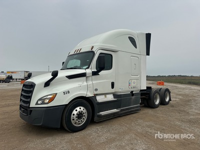 6x4 Sleeper Truck Tractor