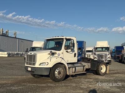 2017 Freightliner M2 112 4x2 Day Cab Prime Mover