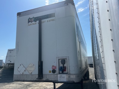 1999 Great Dane 28 ft x 102 in S/A Semi-remorque fourgon