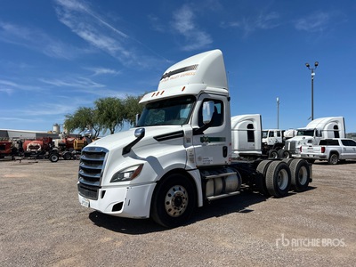 2018 Freightliner Cascadia 126 6x4 T/A Day Cab Truck Tractor