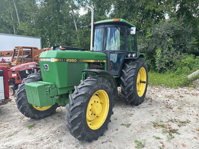1984 John Deere 2950 4WD Tractor