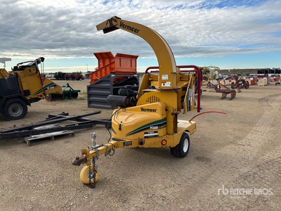2010 Vermeer BC600XL Tow-Behind Wood Chipper