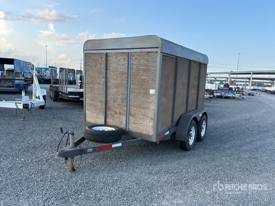 2003 Warren 10 ft T/A Enclosed Trailer