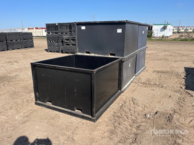 Quantity of (5) 4 ft x 4 ft Metal Bins Varios, tienda, almacen, consumidor