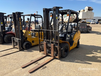 2021 Hyundai 30L-9A 5890 lb Pneumatic Tire Forklift