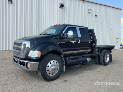 2008 Ford F-650 XLT 4x2 Crew Cab Flatbed Truck