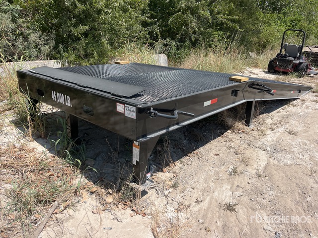 25 ft Steel Floor Loading Ramp (Unused) | Ritchie Bros. Auctioneers