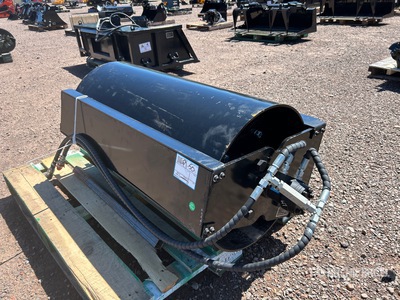 2025 GIYI GY-VR39 39 in Mini Skid Steer Vibratory Roller (Unused)
