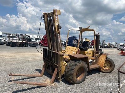 Hyster Pneumatic Tire Forklift (Inoperable)