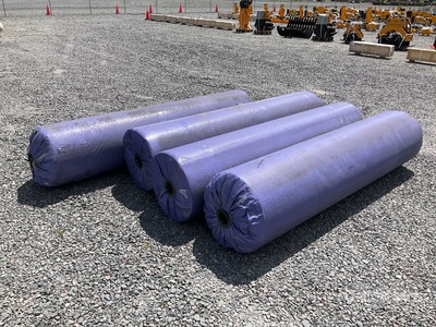 Quantity of (4) Lote de Rollos de Cesped Artificial / Artificial Turf (Unused)