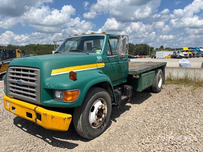 1996 Ford F800 Flatbed Truck
