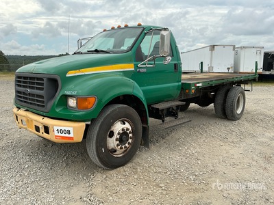 2000 Ford F-650 XLT 4x2 Flatbed Truck