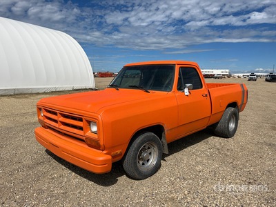 1986 Dodge D150 4x2 Pickup
