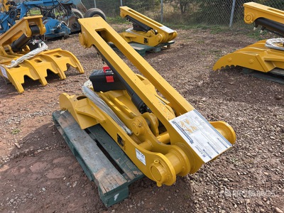 2025 Elephant THUMB20-25H 30-E Hydraulic Rostro per escavatore - Fits Cat 320 / 18 - 24 ton (Unused)