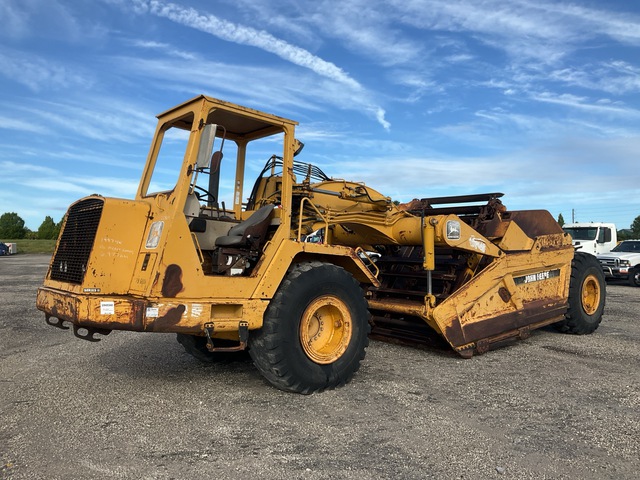 1997 John Deere 762B Motor Scraper
