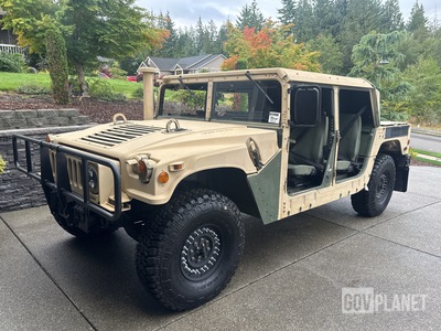 2009 AM General M1165A1 HMMWV 4 Door Hard Top w/Truck Body