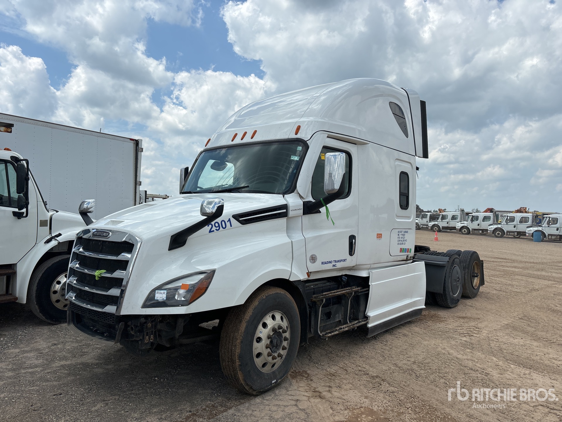 2020 Freightliner Cascadia 126 6x4 T/A Sleeper Truck Tractor (Inoperable)