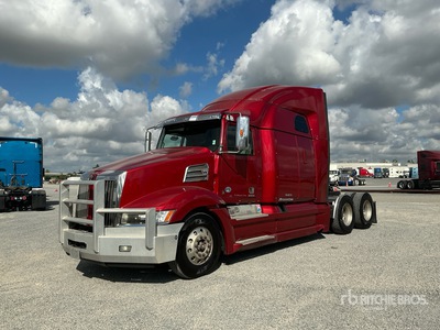 2018 Western Star 5700 6x4 T/A Sleeper Truck Tractor