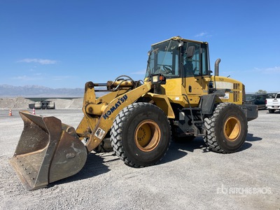 2011 Komatsu WA250-6 Pala cargadora