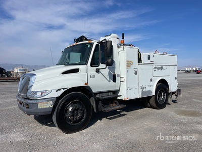 2008 International 4300 4x2 Service Truck