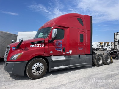 2019 Freightliner Cascadia 126 6x4 Sleeper Truck Tractor