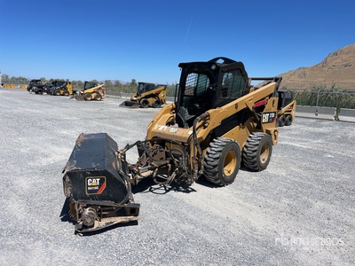 2017 Cat 272D2 XHP Schranklader