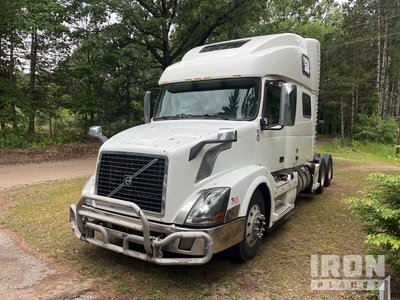 2013 Volvo VNL 6x4 T/A Sleeper Truck Tractor