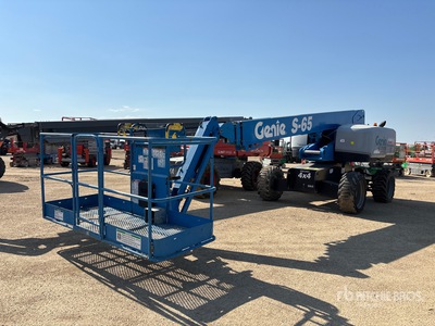 2017 Genie S-65 4WD Diesel Nacelle articulée