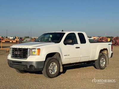 2010 GMC Sierra 2500 SLE 4x4 Extended Cab Pickup