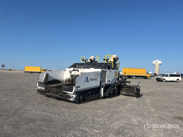 2022 Roadtec RP-195 Track Asphalt Paver | Ritchie Bros. Auctioneers