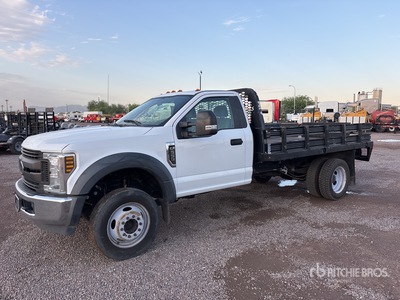 2019 Ford F-550 XL 4x2 Flatbed Truck