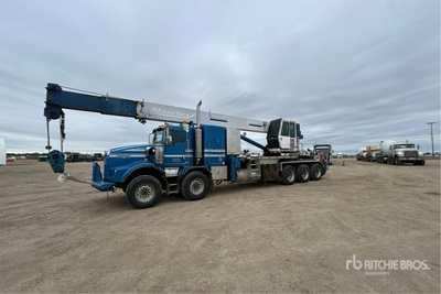 Manitex 4077S 40 ton Straight Boom on 2005 Kenworth T800B 10x6 Twin-Steer Sleeper Kranwägen